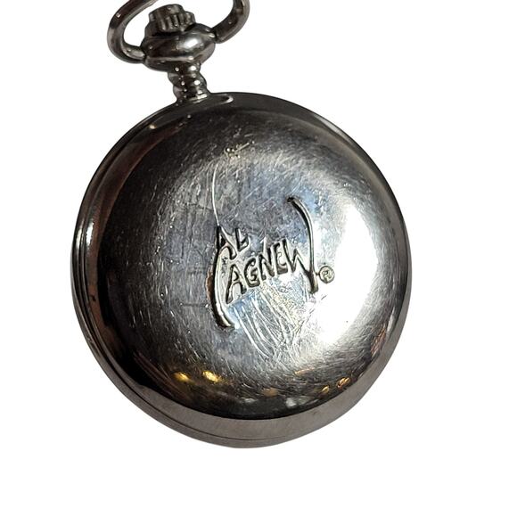 Vintage Wildlife Pocket Watch with Deer Art Design, 14" Chain, Silver-Tone Works - Picture 4 of 14